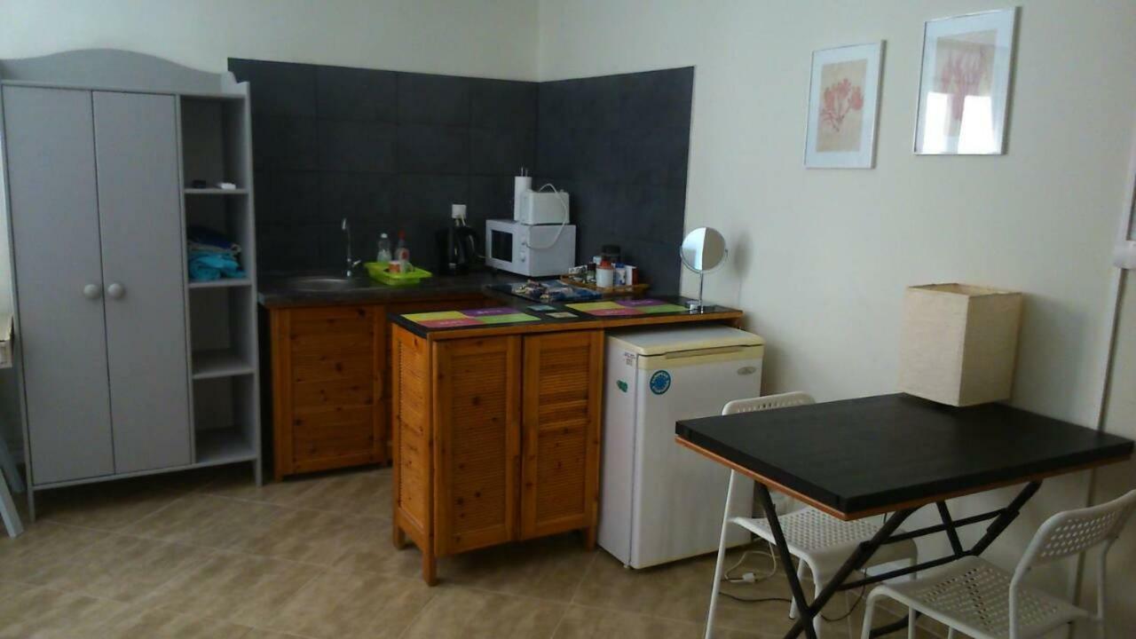 Kingsize Bed 2x2,20 Comfort Super Wifi 70 Mbps Studio! Appartement